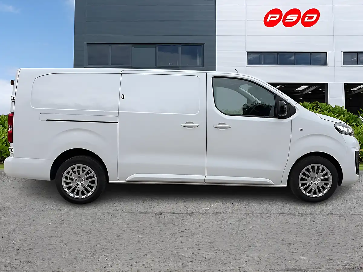 Used 2023 Vauxhall Vivaro Pro L2 H1 Kaolin White - Interior and Exterior details 9