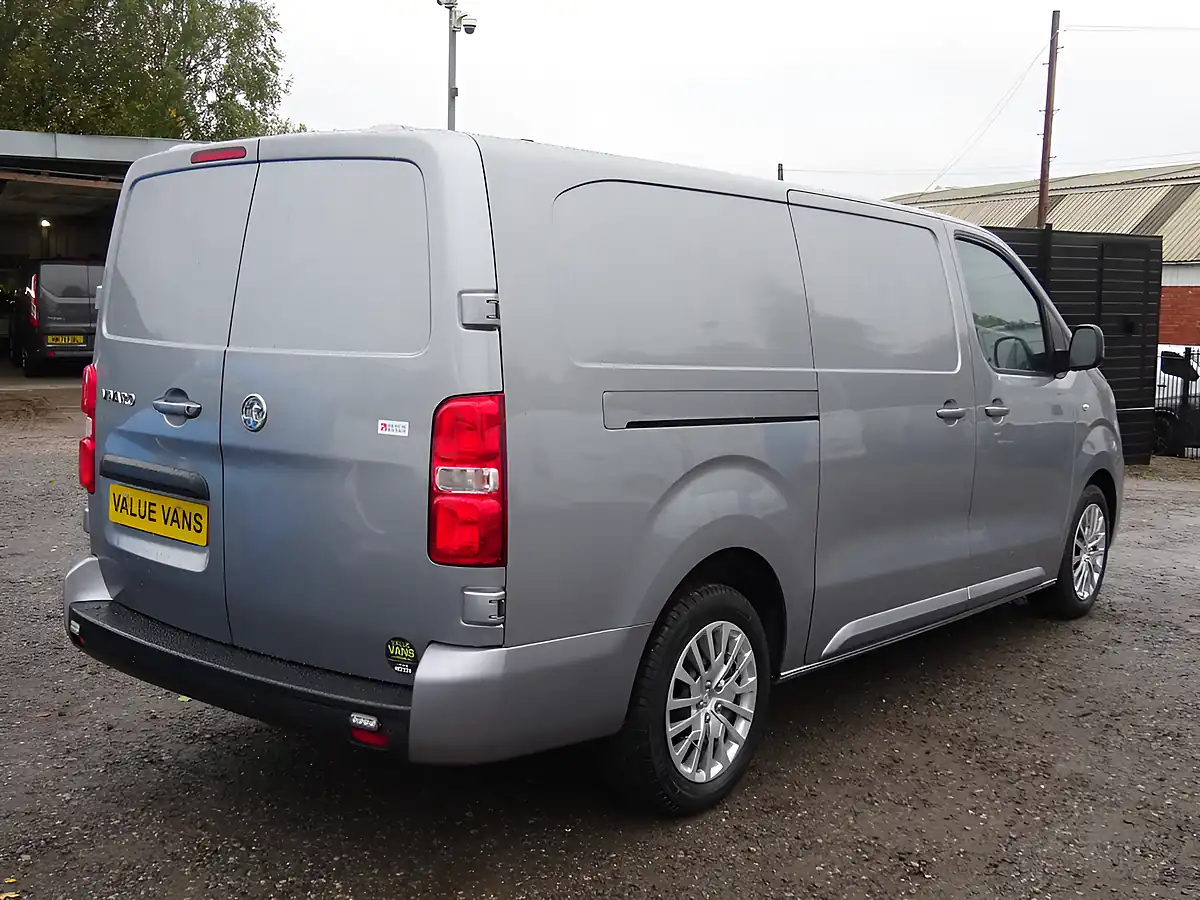 Used 2023 Vauxhall Vivaro Pro L2 H1 (lwb) Grey - Interior and Exterior details 17