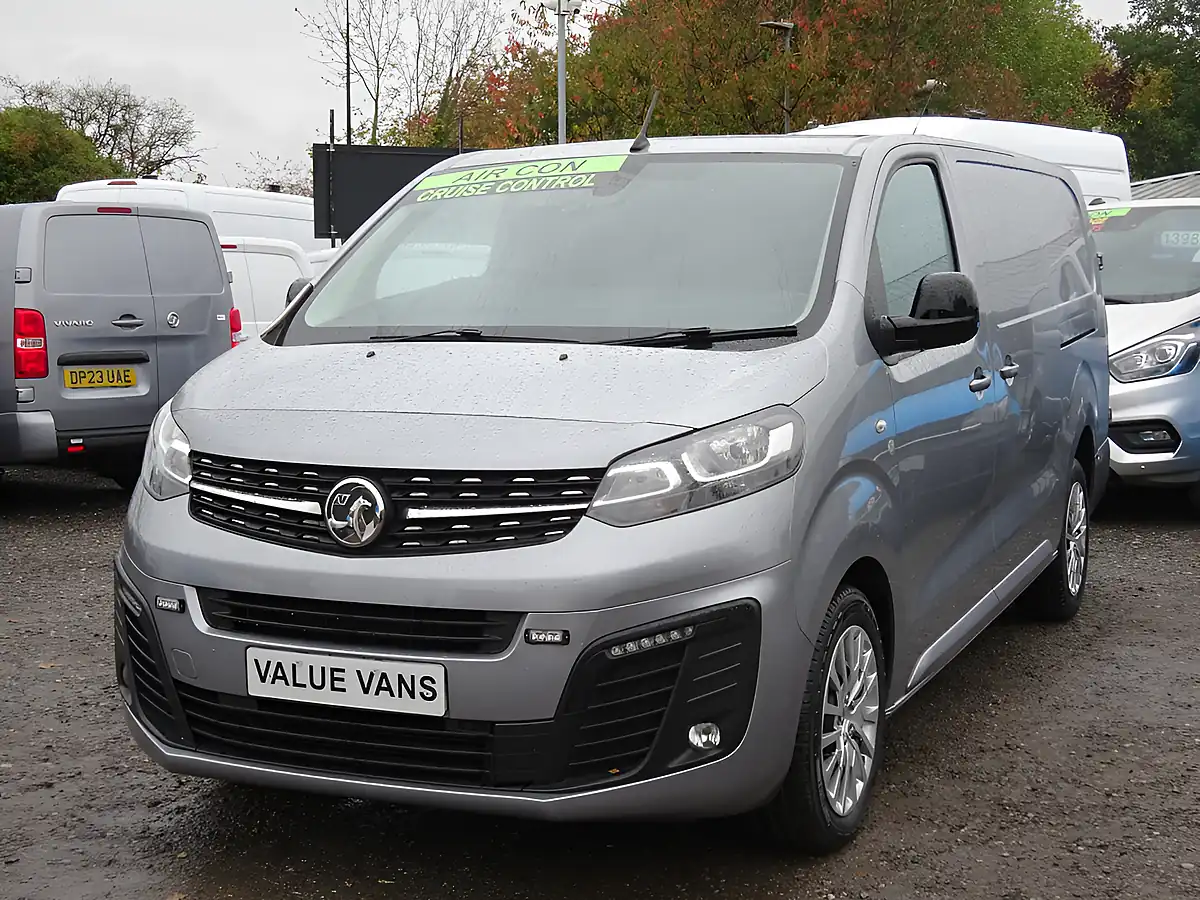 Used 2023 Vauxhall Vivaro Pro L2 H1 (lwb) Grey - Interior and Exterior details 7