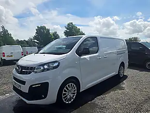 Used 2023 Vauxhall Vivaro Pro L2 H1 White - Interior and Exterior details 9