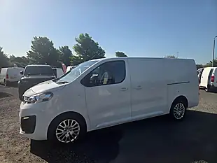Used 2023 Vauxhall Vivaro Pro L2 H1 White - Interior and Exterior details 10