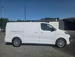 Used 2023 Vauxhall Vivaro Pro L2 H1 White - Interior and Exterior details 3