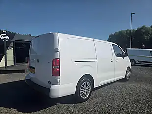Used 2023 Vauxhall Vivaro Pro L2 H1 White - Interior and Exterior details 8