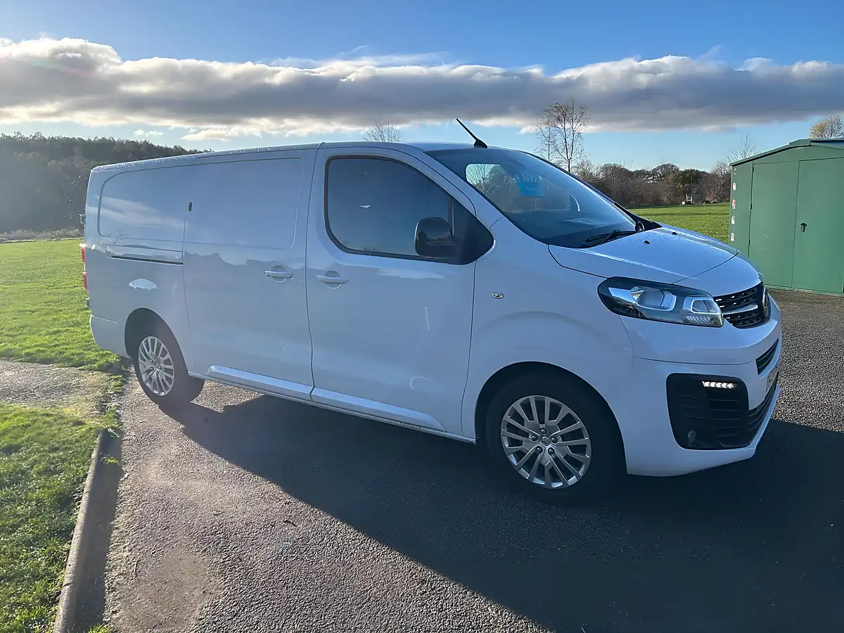 Used 2023 Vauxhall Vivaro Pro L2 H1 White - Interior and Exterior details 5