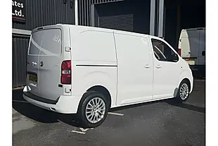 Used 2023 Vauxhall Vivaro Pro L2 Kaolin White - Interior and Exterior details 4