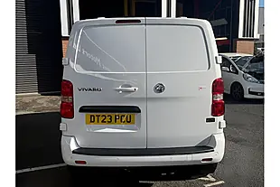 Used 2023 Vauxhall Vivaro Pro L2 Kaolin White - Interior and Exterior details 5