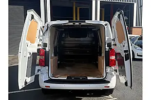 Used 2023 Vauxhall Vivaro Pro L2 Kaolin White - Interior and Exterior details 8
