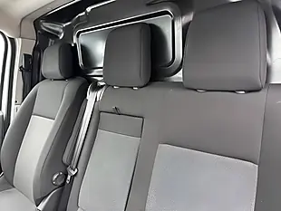 Used 2023 Vauxhall Vivaro Pro L2H1 Kaolin White (brilliant) - Interior and Exterior details 12