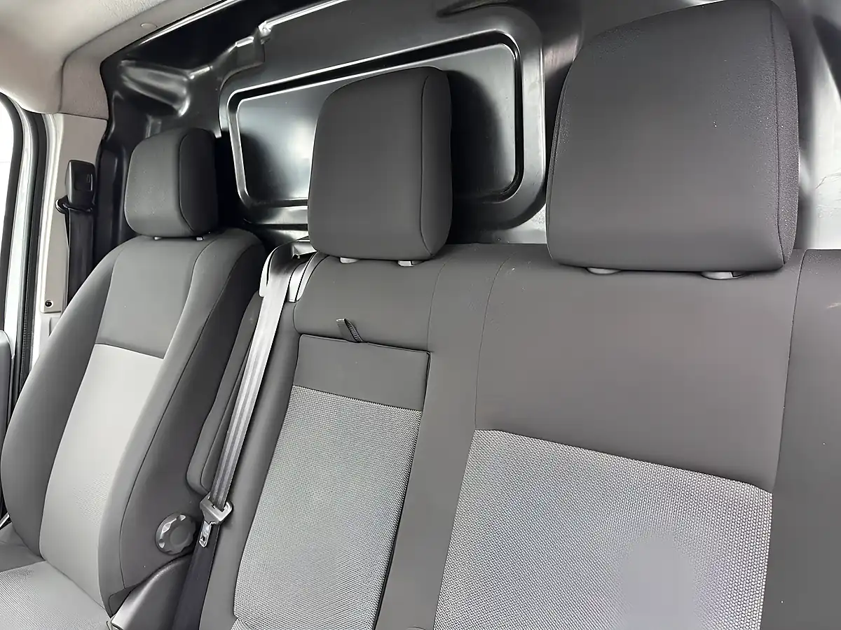 Used 2023 Vauxhall Vivaro Pro L2H1 Kaolin White (brilliant) - Interior and Exterior details 12