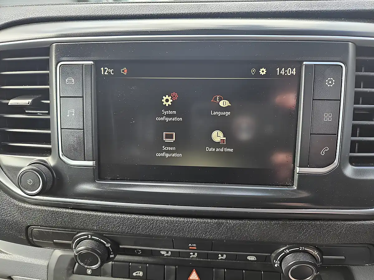 Used 2023 Vauxhall Vivaro Pro L2H1 Kaolin White (brilliant) - Interior and Exterior details 16