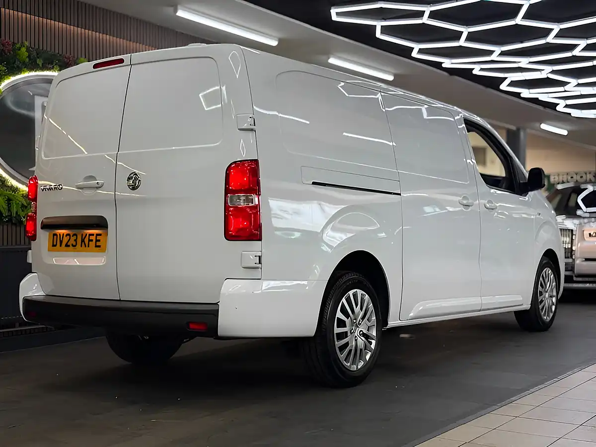 Used 2023 Vauxhall Vivaro Pro S/S White - Interior and Exterior details 15