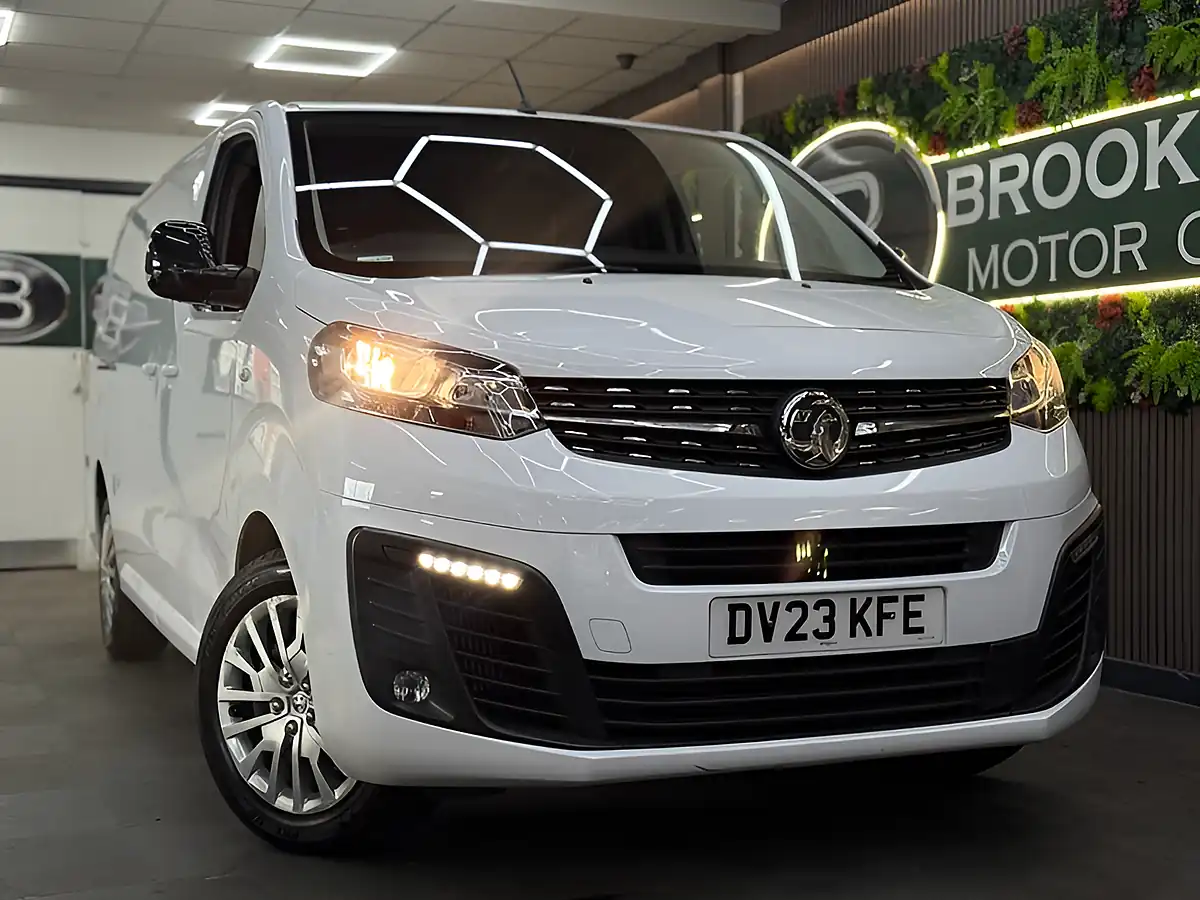 Used 2023 Vauxhall Vivaro Pro S/S White - Interior and Exterior details 3