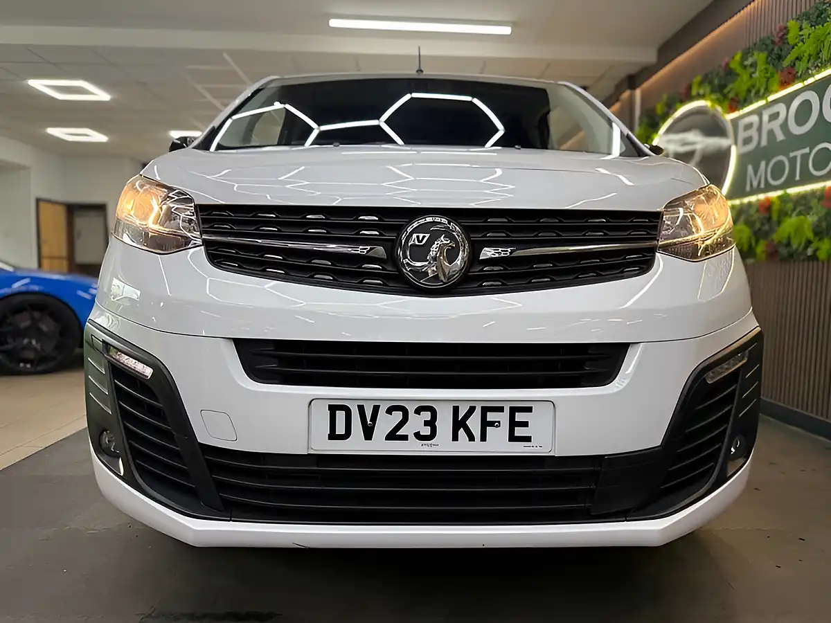 Used 2023 Vauxhall Vivaro Pro S/S White - Interior and Exterior details 5