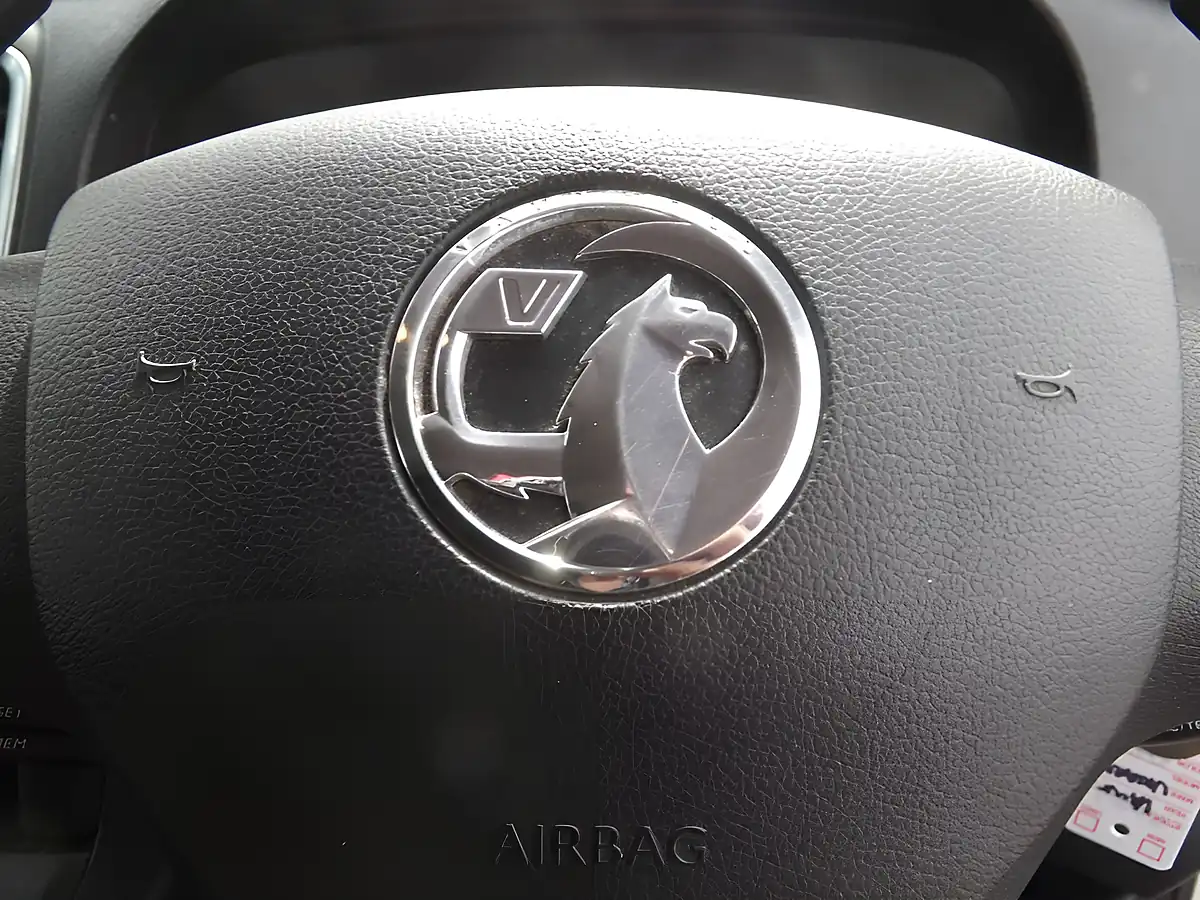 Used 2023 Vauxhall Vivaro Pro White - Interior and Exterior details 17
