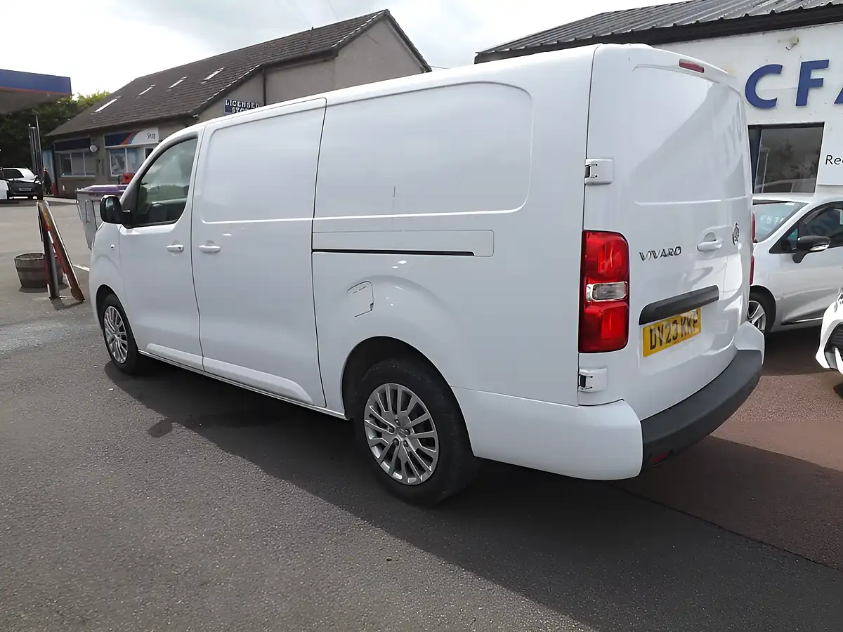 Used 2023 Vauxhall Vivaro Pro White - Interior and Exterior details 4