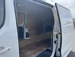 Used 2023 Vauxhall Vivaro Pro White - Interior and Exterior details 15