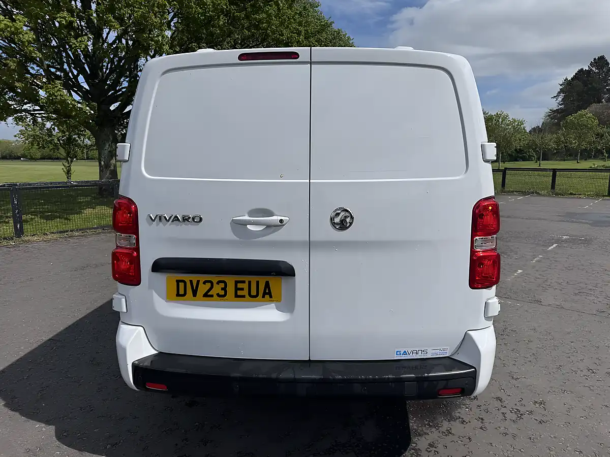 Used 2023 Vauxhall Vivaro Pro White - Interior and Exterior details 6