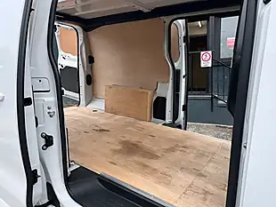 Used 2023 Vauxhall Vivaro Pro White - Interior and Exterior details 12