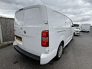 Used 2023 Vauxhall Vivaro Pro White - Interior and Exterior details 15