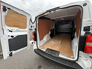 Used 2023 Vauxhall Vivaro Pro White - Interior and Exterior details 19