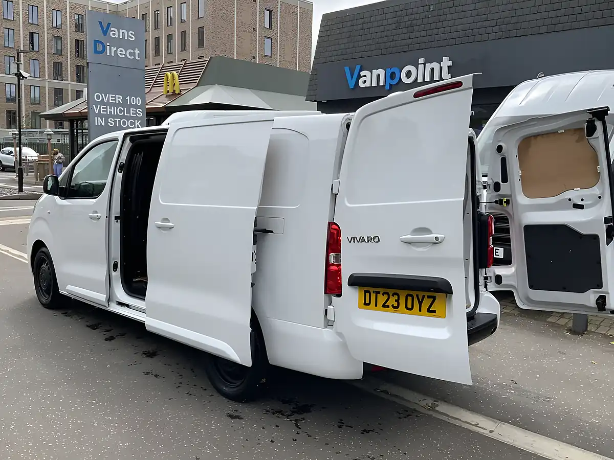 Used 2023 Vauxhall Vivaro Pro White - Interior and Exterior details 10