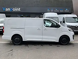 Used 2023 Vauxhall Vivaro Pro White - Interior and Exterior details 8