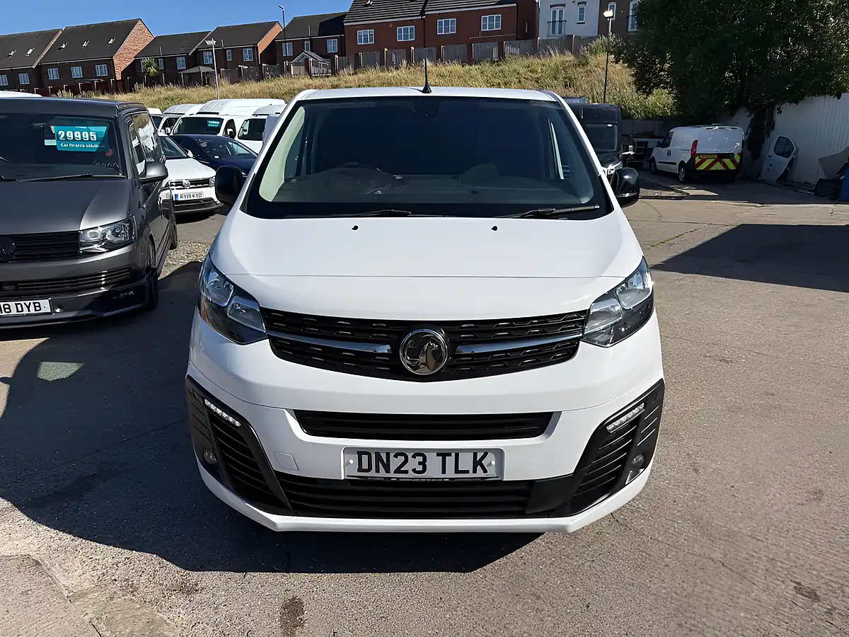 Used 2023 Vauxhall Vivaro Pro White - Interior and Exterior details 5