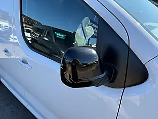 Used 2023 Vauxhall Vivaro Pro White - Interior and Exterior details 8