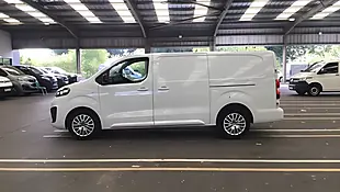 Used 2023 Vauxhall Vivaro Pro White - Interior and Exterior details 6