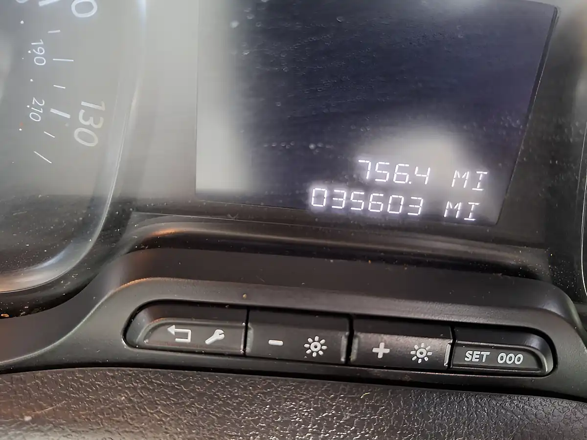 Used 2023 Vauxhall Vivaro Pro White - Interior and Exterior details 14