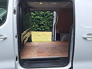 Used 2023 Vauxhall Vivaro Pro White - Interior and Exterior details 15