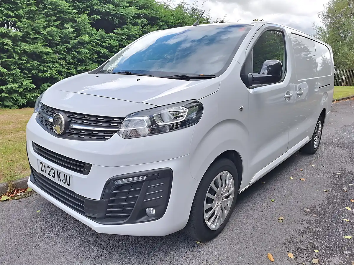 Used 2023 Vauxhall Vivaro Pro White - Interior and Exterior details 2