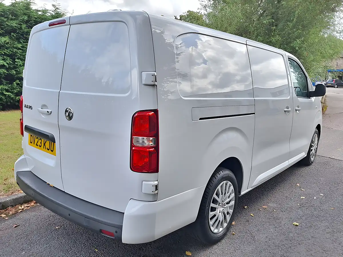 Used 2023 Vauxhall Vivaro Pro White - Interior and Exterior details 4