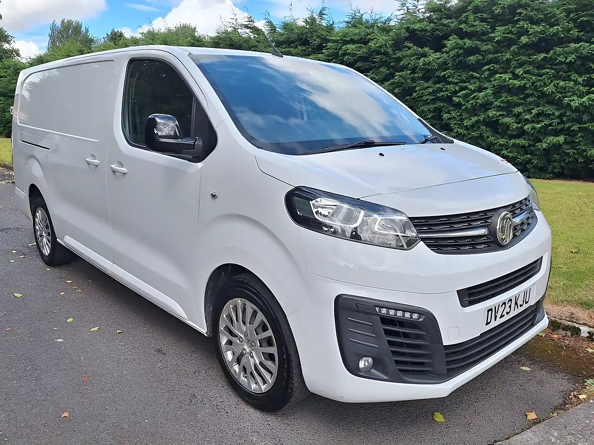 Used 2023 Vauxhall Vivaro Pro White - Interior and Exterior details 6