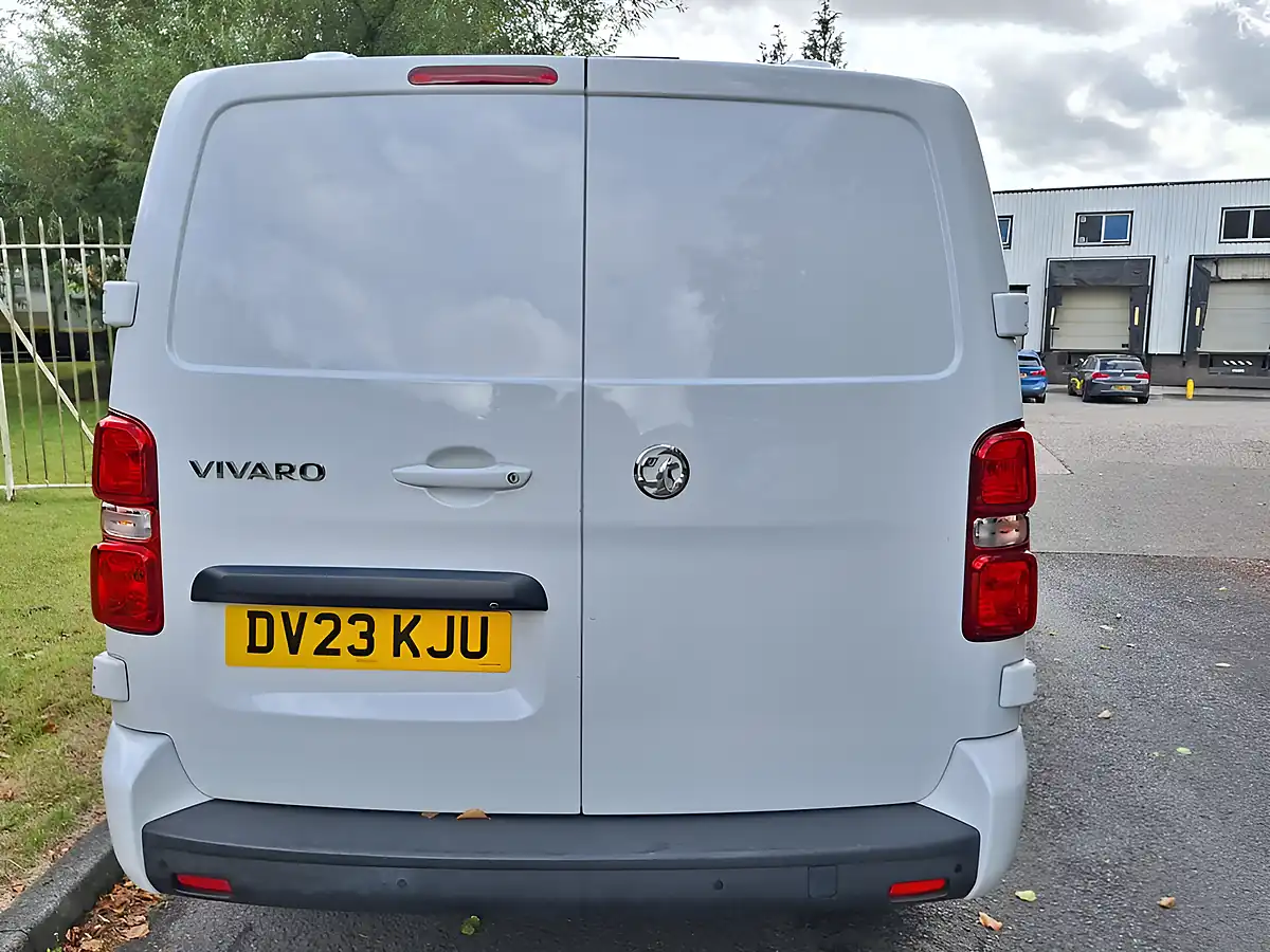 Used 2023 Vauxhall Vivaro Pro White - Interior and Exterior details 8