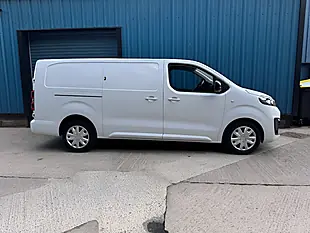 Used 2023 Vauxhall Vivaro Pro White - Interior and Exterior details 3