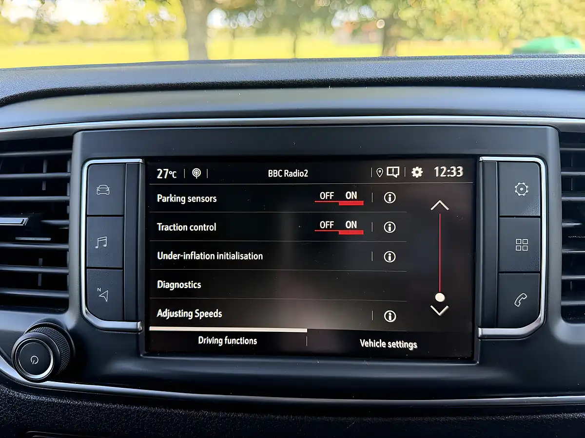 Used 2023 Vauxhall Vivaro Pro White - Interior and Exterior details 16
