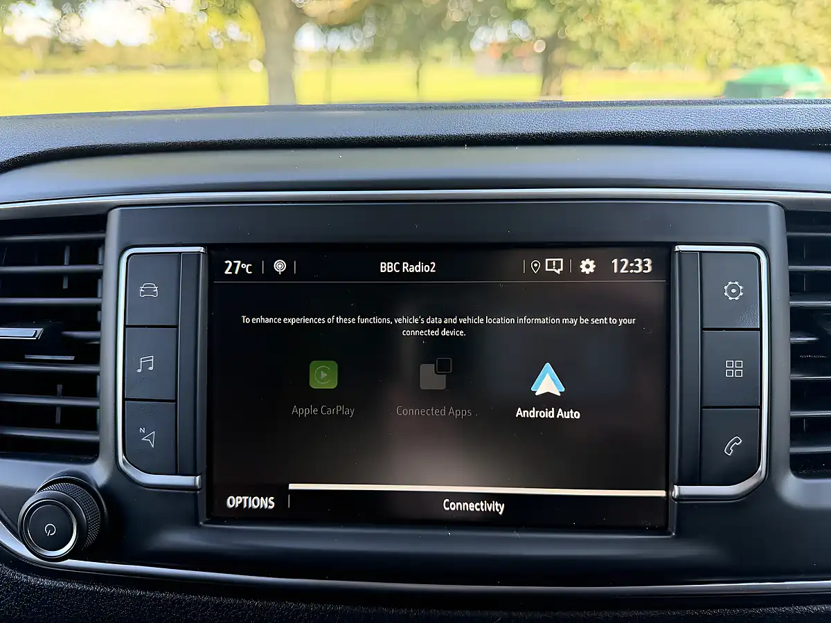 Used 2023 Vauxhall Vivaro Pro White - Interior and Exterior details 17