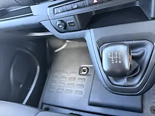 Used 2023 Vauxhall Vivaro Pro White - Interior and Exterior details 18