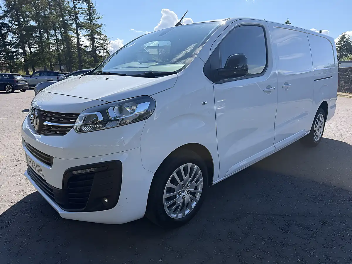 Used 2023 Vauxhall Vivaro Pro White - Interior and Exterior details 3