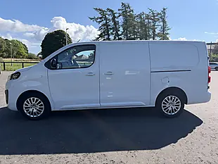 Used 2023 Vauxhall Vivaro Pro White - Interior and Exterior details 4