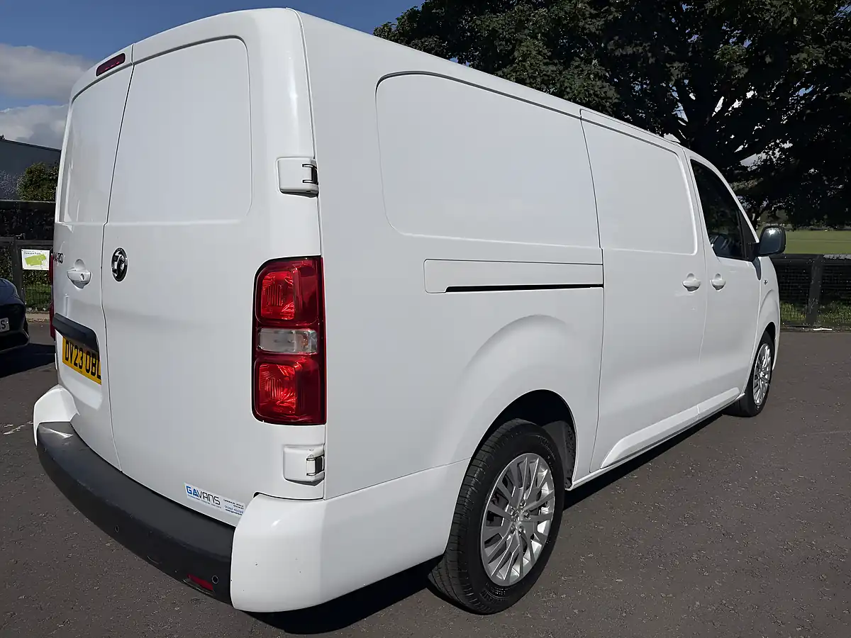 Used 2023 Vauxhall Vivaro Pro White - Interior and Exterior details 5