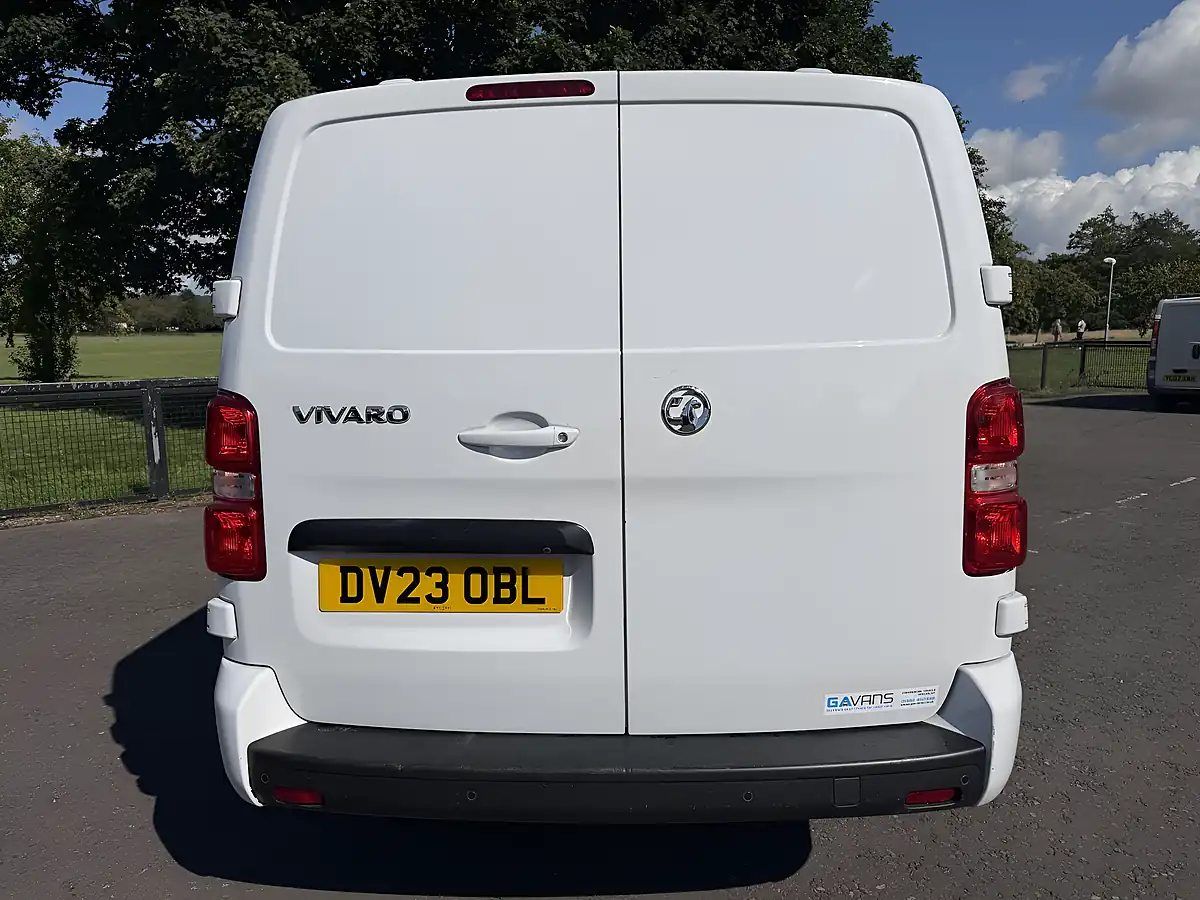 Used 2023 Vauxhall Vivaro Pro White - Interior and Exterior details 6