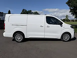 Used 2023 Vauxhall Vivaro Pro White - Interior and Exterior details 8