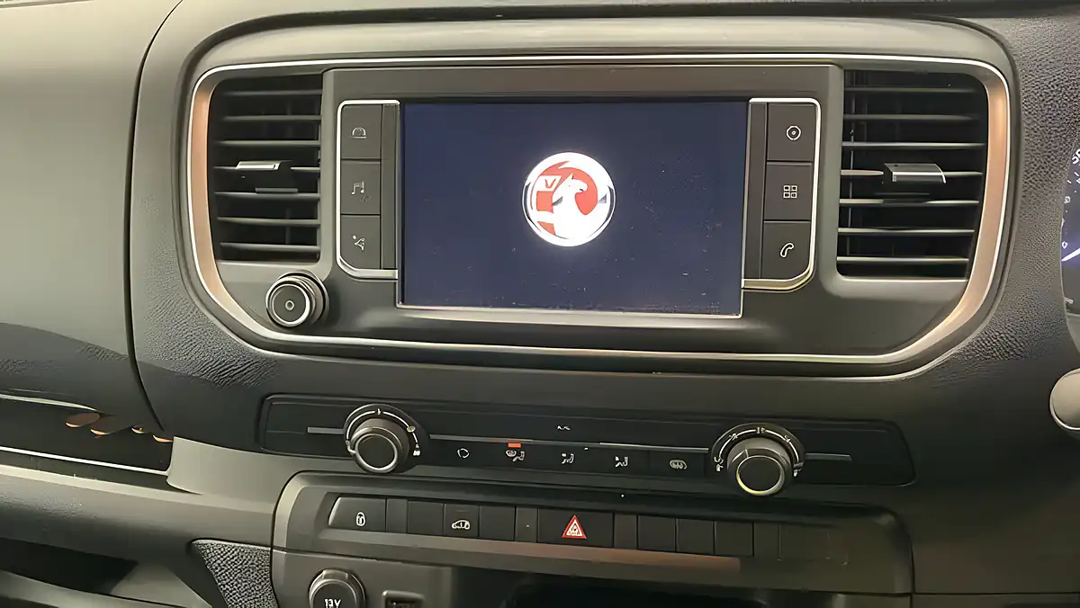 Used 2023 Vauxhall Vivaro Pro White - Interior and Exterior details 11