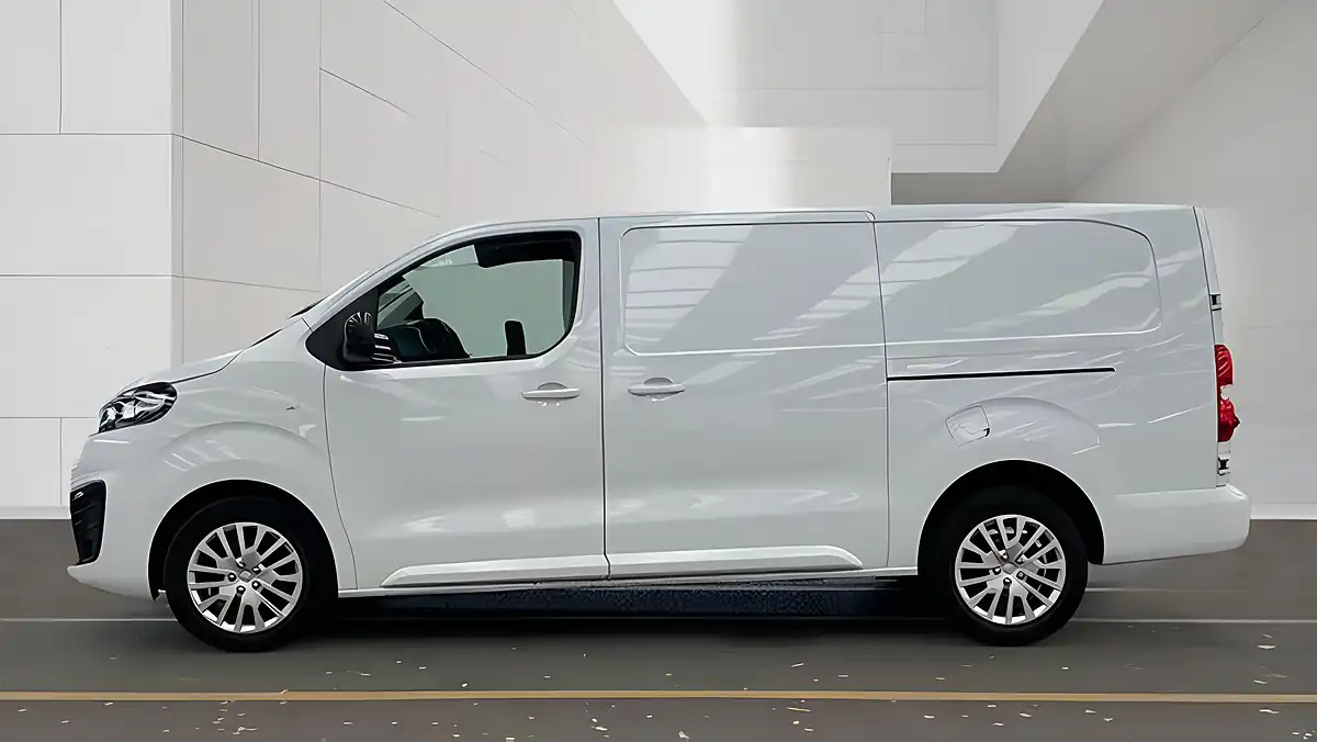 Used 2023 Vauxhall Vivaro Pro White - Interior and Exterior details 6