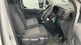 Used 2023 Vauxhall Vivaro Pro White - Interior and Exterior details 9