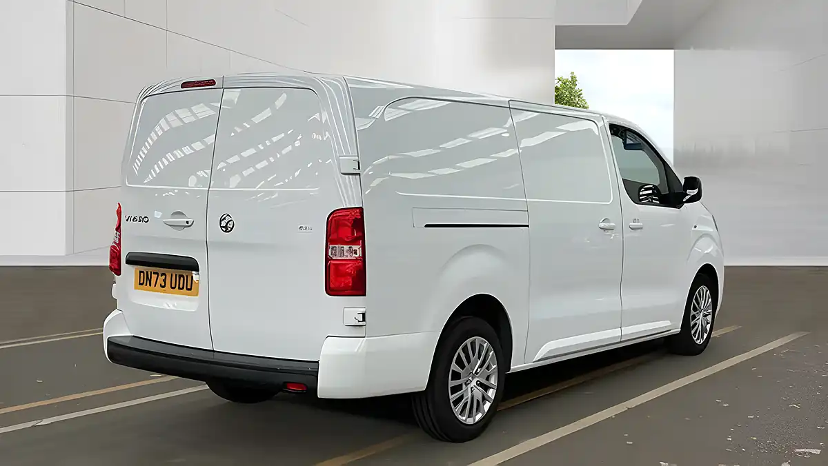 Used 2023 Vauxhall Vivaro Pro White - Interior and Exterior details 4