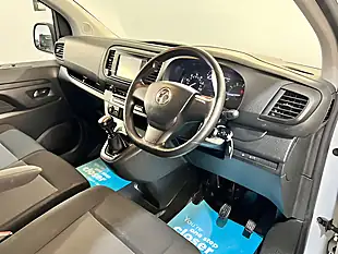 Used 2023 Vauxhall Vivaro Professional S/S Lwb White - Interior and Exterior details 12