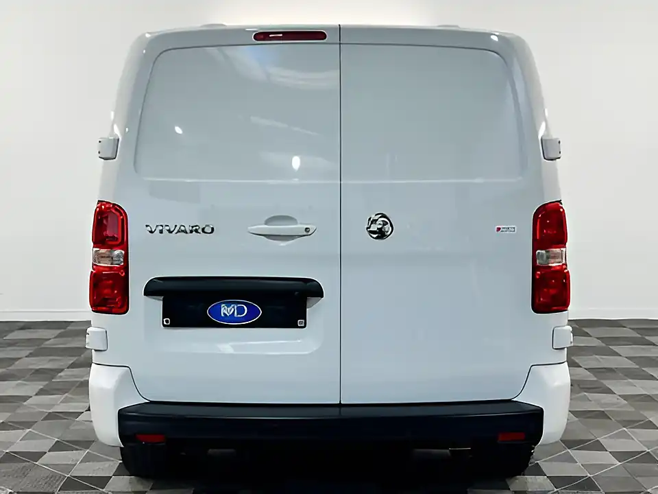Used 2023 Vauxhall Vivaro Professional S/S Lwb White - Interior and Exterior details 5